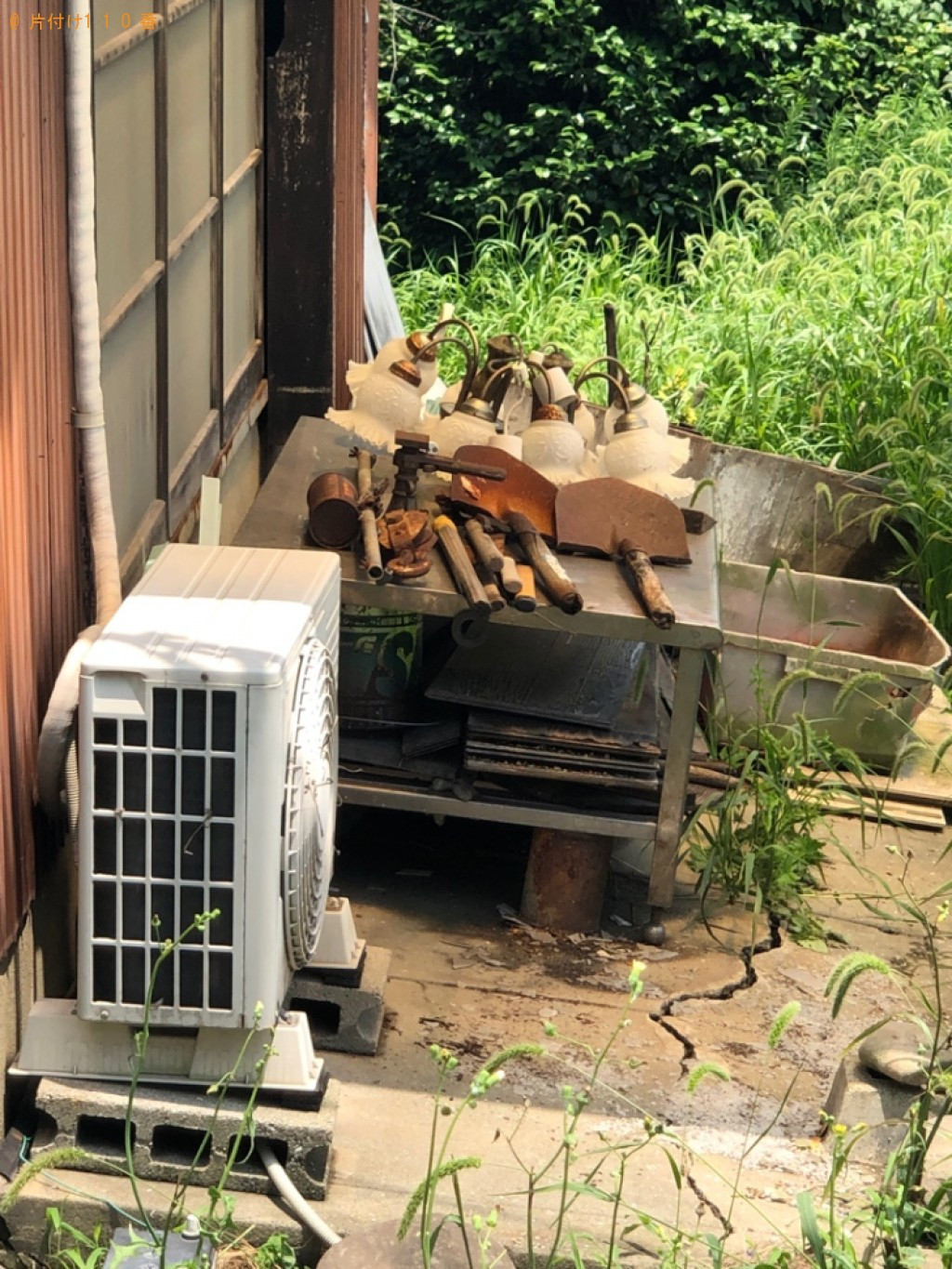 【北九州市】木材、照明器具、スコップ等の回収と草刈り作業ご依頼